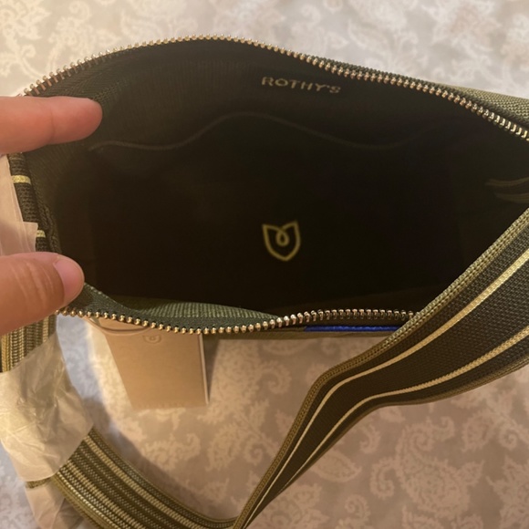 NEW IN BOX Rothys The Casual Crossbody Evergreen - Picture 5 of 6